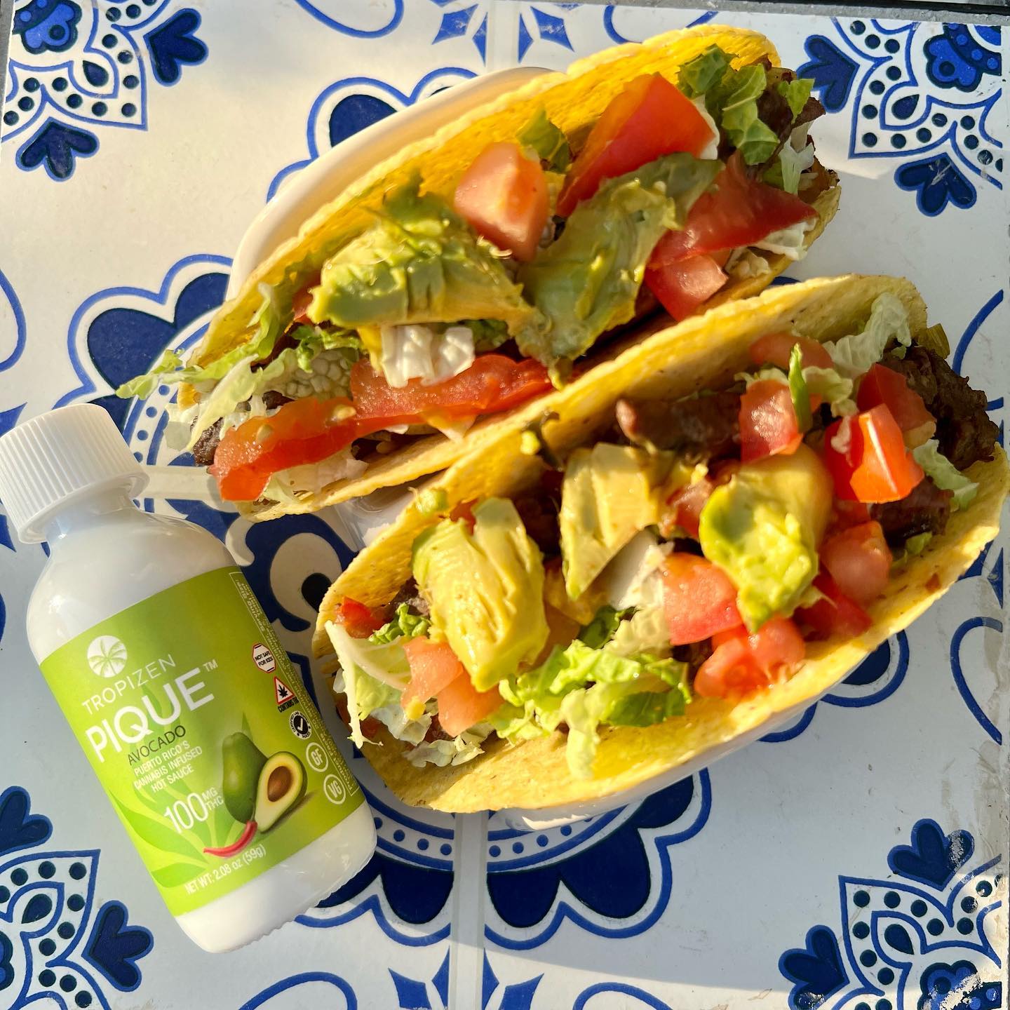 Happy 🌮SEED Boston
🥑 Avocado Pique is super smooth, with the perfect blend of fresh herbs and smoky green habaneros. Infused with full spectrum cannabis extract for a mellow, happy and balanced effect. Did you know hot peppers and cannabis work together to help with pain? You’ll want to put it on everything!