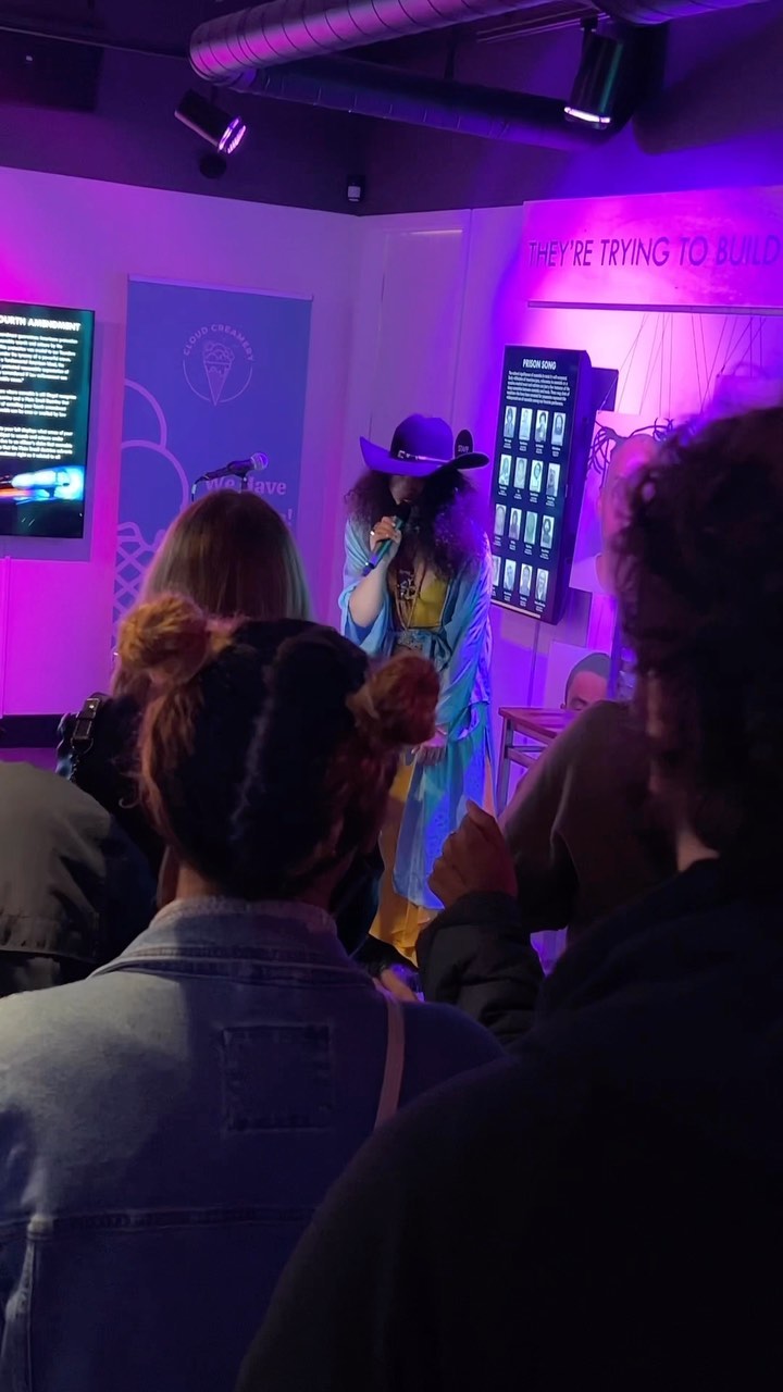 What a night full of electrifying vibes at the V3DAS concert ️ Grateful to have the opportunity to bring amazing talent to our one-of-a-kind dispensary