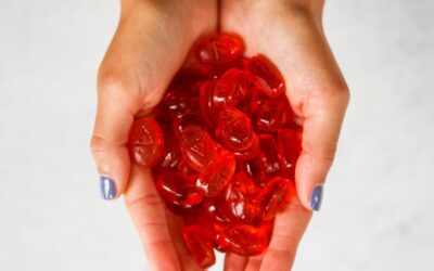 ‘@coastcannaco_ma Cranberry Pomegranate Gummies True to the name, these gummies greet the tongue with a widely vibrant flavor rush. #edibles #coastcannabisedibles #notforsale #seedyourhead