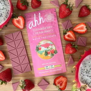 Strawberry Cream Party White Chocolate Bar | 20ct | Ahh