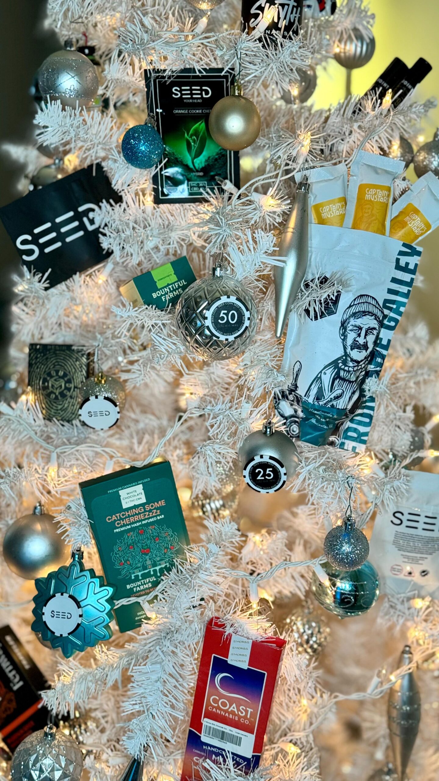 Looking for stocking stuffers?How about a SEED COIN so they can get …
Our Premium SEED Flower,
from @coastcannaco
from @smythcannabisco
Prerolls from @no9collection
Live Rosin from @bountifulfarms
Ketchup and Mustard packets from @oceanbreezecultivators
Live Resin Vape from @greengoldgroup
Pocket Vape from @fernway
and many many more!Let our elves guide you to the perfect gifts this season.
